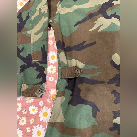 Army coat - Picture 8 of 12